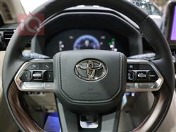 تۆیۆتا لاند کروزەر